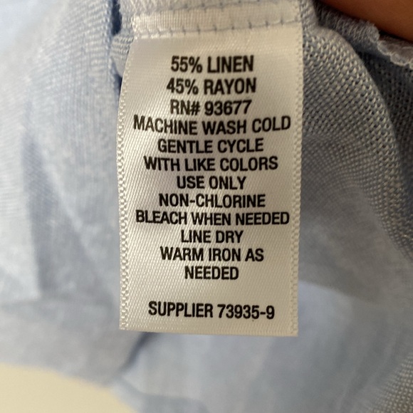 Liz Claiborne V-Neck Sleeveless Peplum Top - Picture 5 of 7